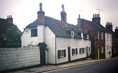 Old postcard of Gravel Hill, Henley.