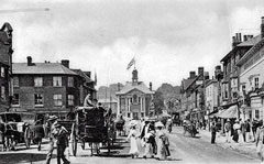 Old postcard of Hart Street, Henley.