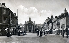 Old postcard of Market Place, Henley.