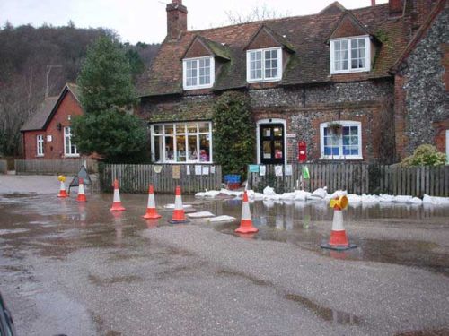 Hambleden 11/02/2001 at 16:00