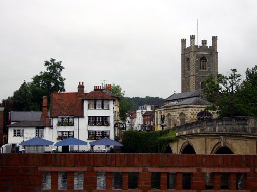 Henley Bridge 31/07/2005 at 09:09